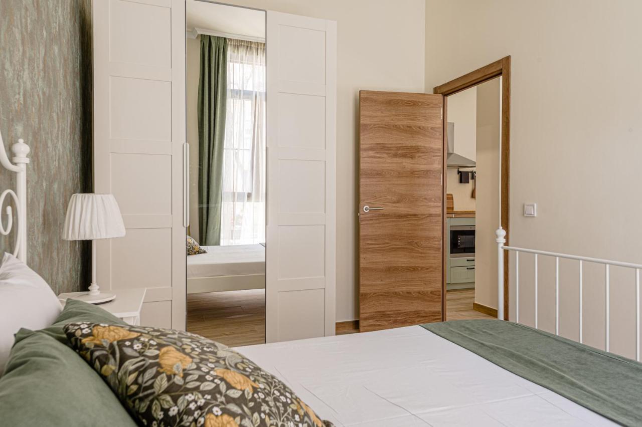 Simone Apartments Madrid Luaran gambar