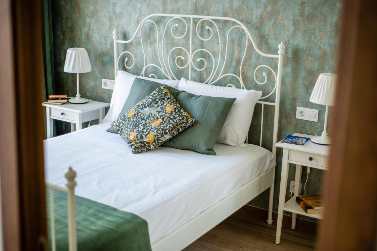 Simone Apartments Madrid Luaran gambar