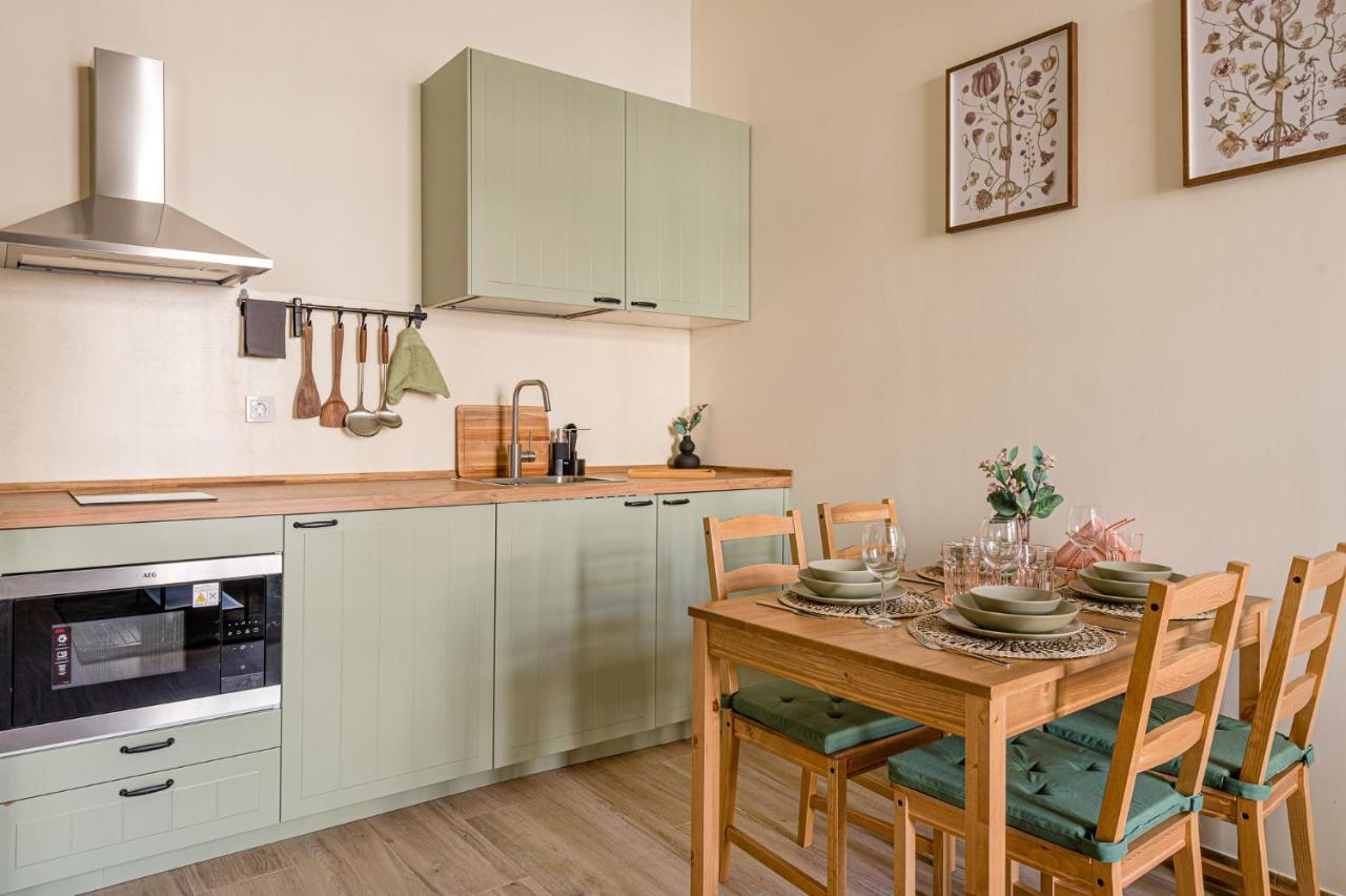 Simone Apartments Madrid Luaran gambar