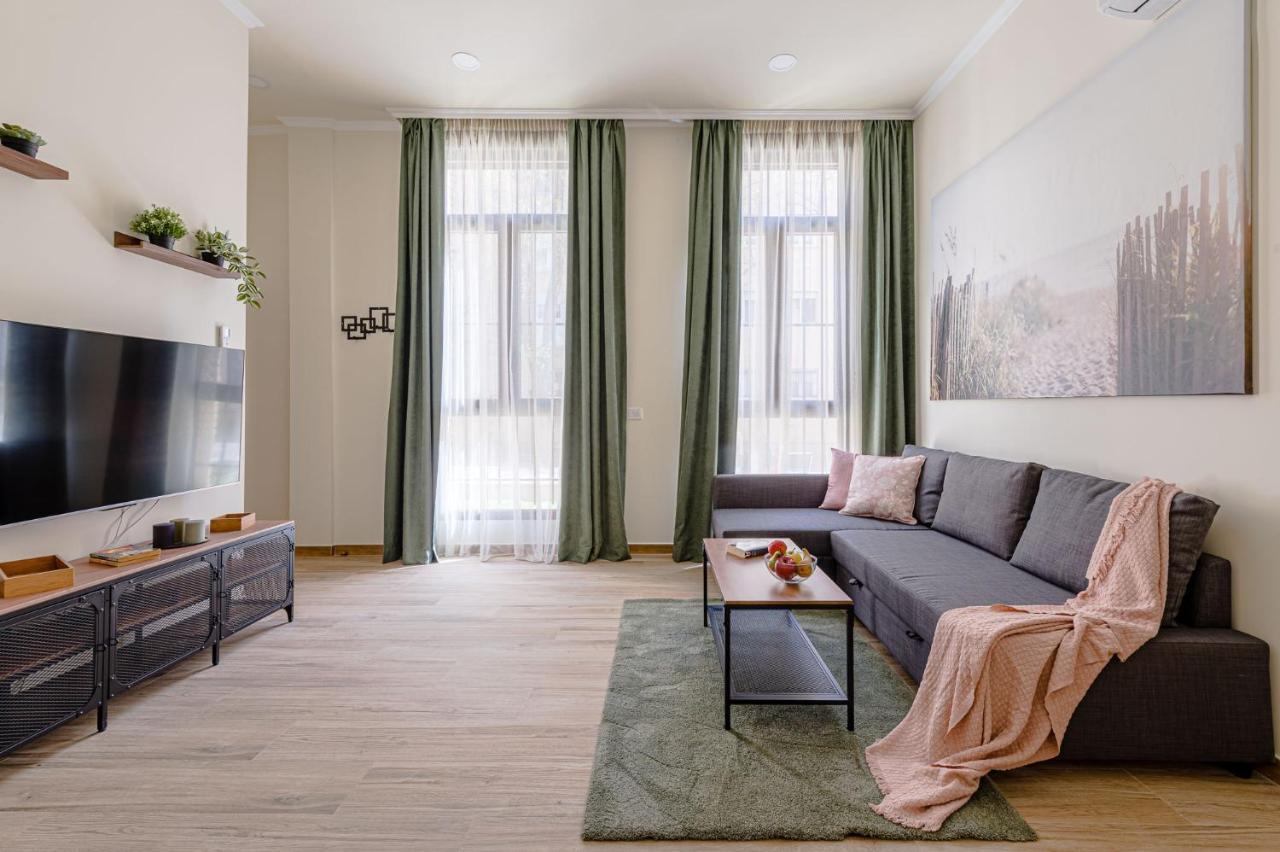 Simone Apartments Madrid Luaran gambar