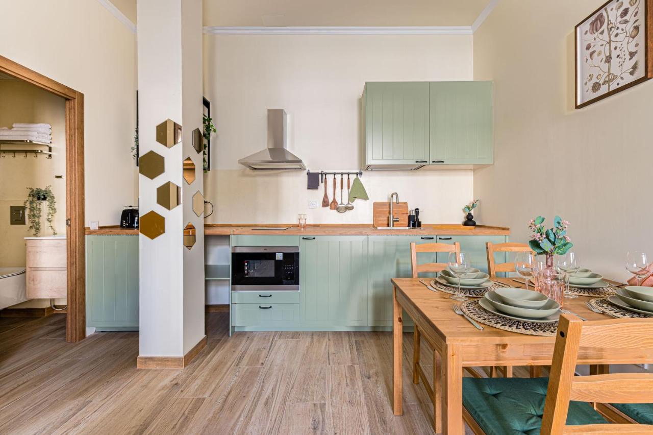 Simone Apartments Madrid Luaran gambar